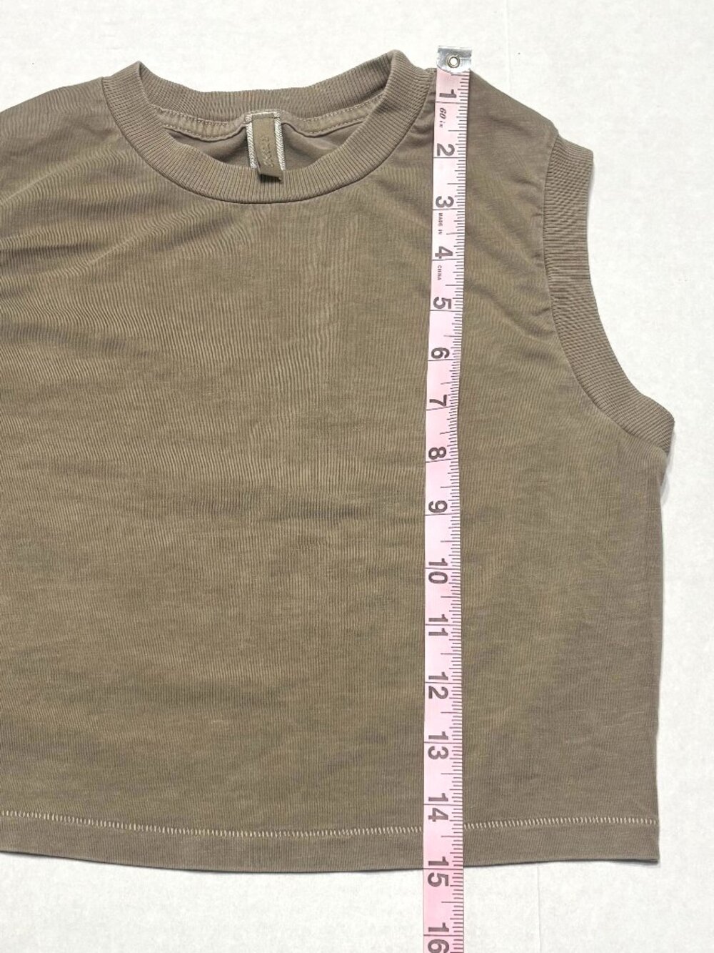 SKIMS Women's Outdoor Crop Tank - Picture 2 of 6